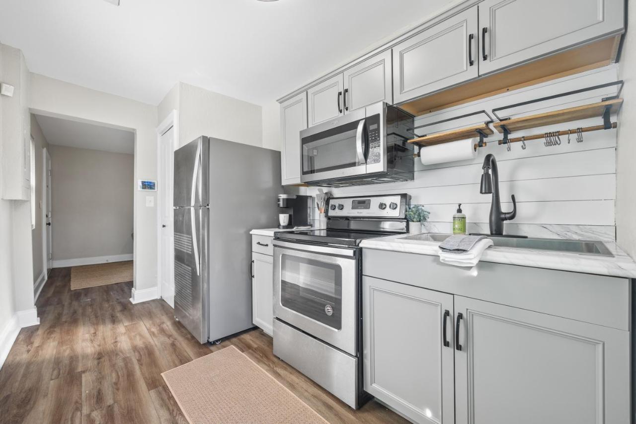 Cozy 2-Bedroom Retreat W/Wi-Fi & Keurig Coffee Atlanta Bagian luar foto