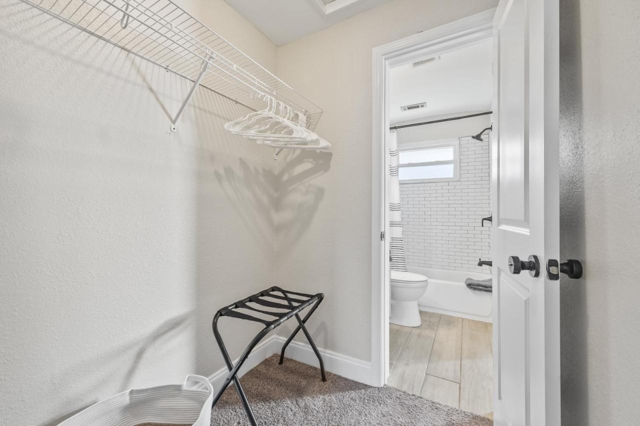 Cozy 2-Bedroom Retreat W/Wi-Fi & Keurig Coffee Atlanta Bagian luar foto