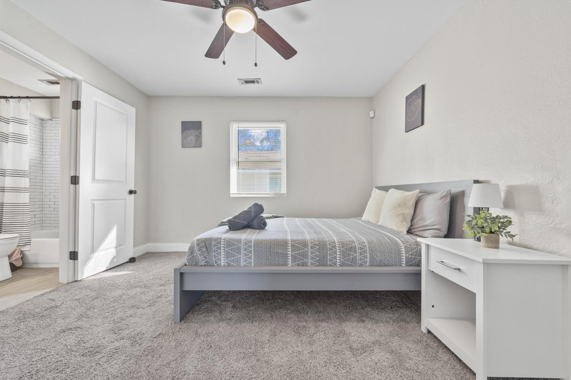 Cozy 2-Bedroom Retreat W/Wi-Fi & Keurig Coffee Atlanta Bagian luar foto